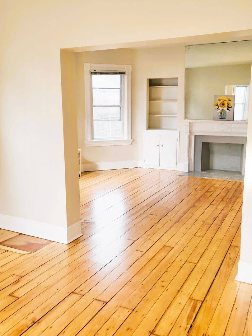 Providence Apartment: 50-52 East George Street