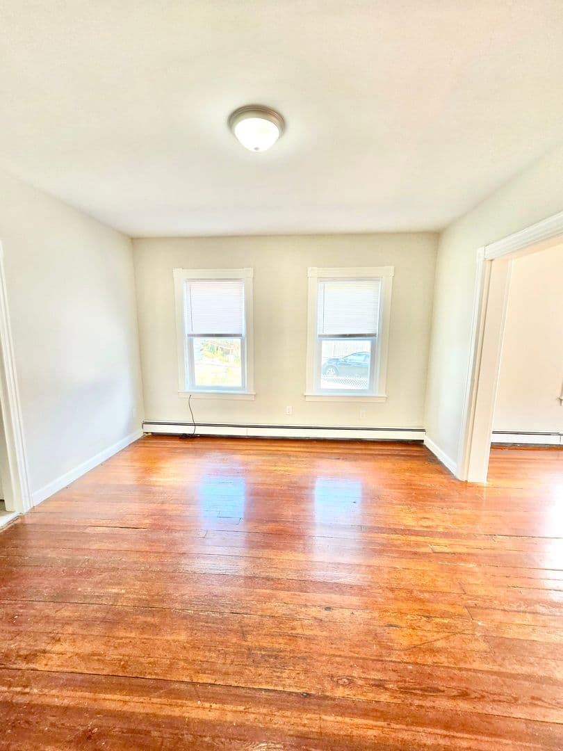 Pawtucket Apartment: 53 Sisson Street