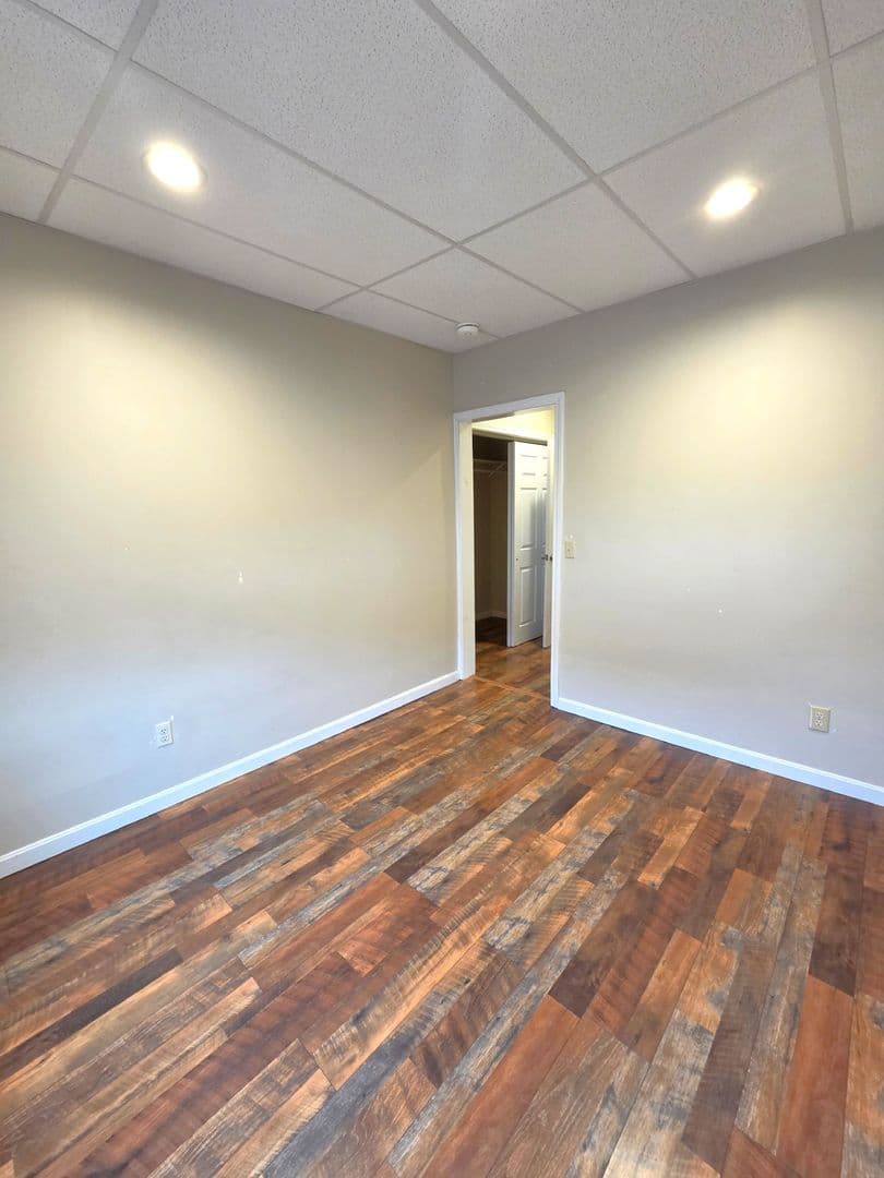 Cranston Apartment: 1340 Cranston Street, 1st Floor Rear