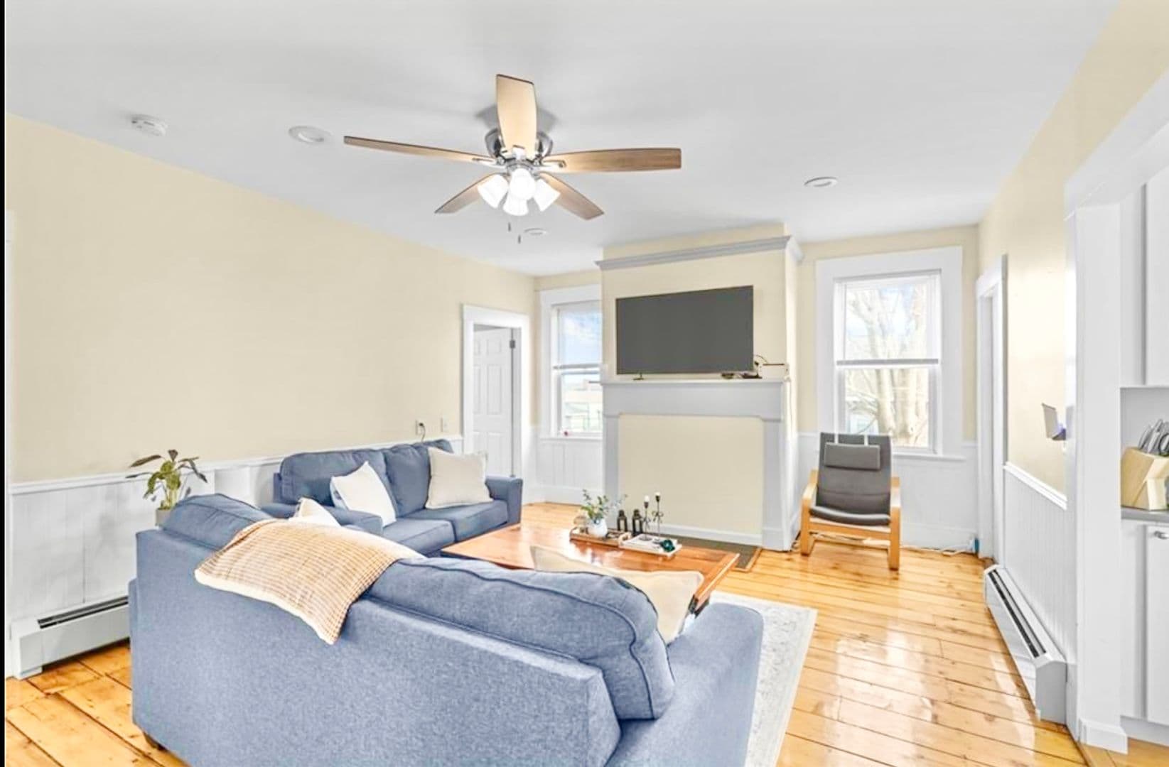 East Greenwich Apartment: 154 Peirce Street