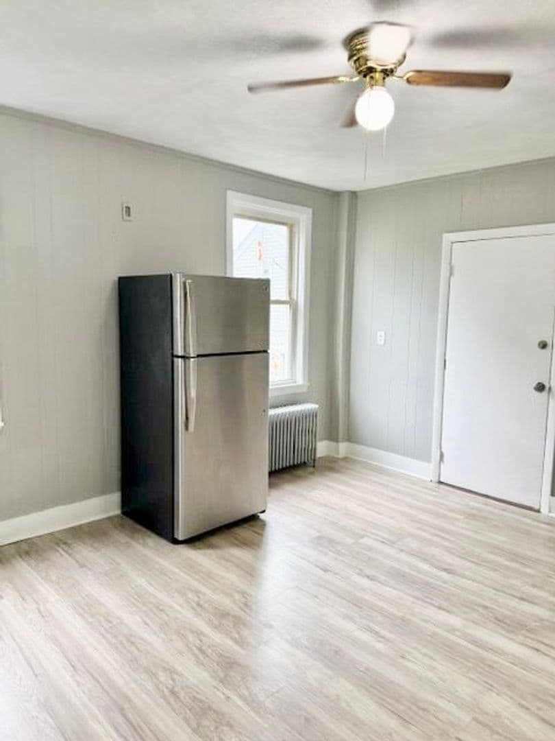 Providence Apartment: 457 Admiral Street