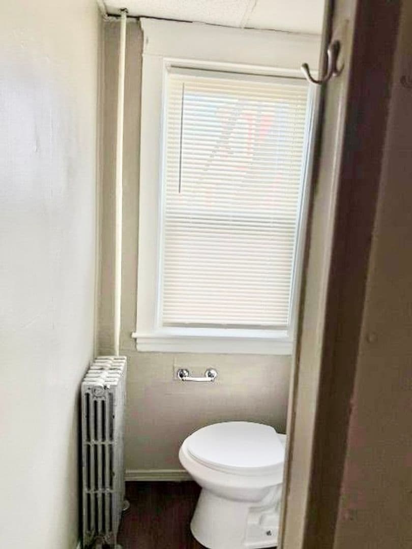 Pawtucket Apartment: 161 Montgomery Street - Unit 4