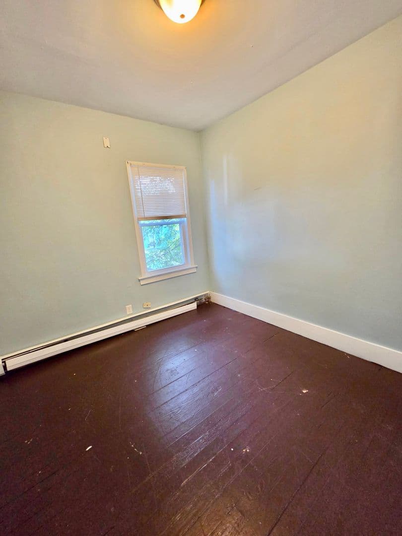 Providence Apartment: 97-99 Alverson Avenue