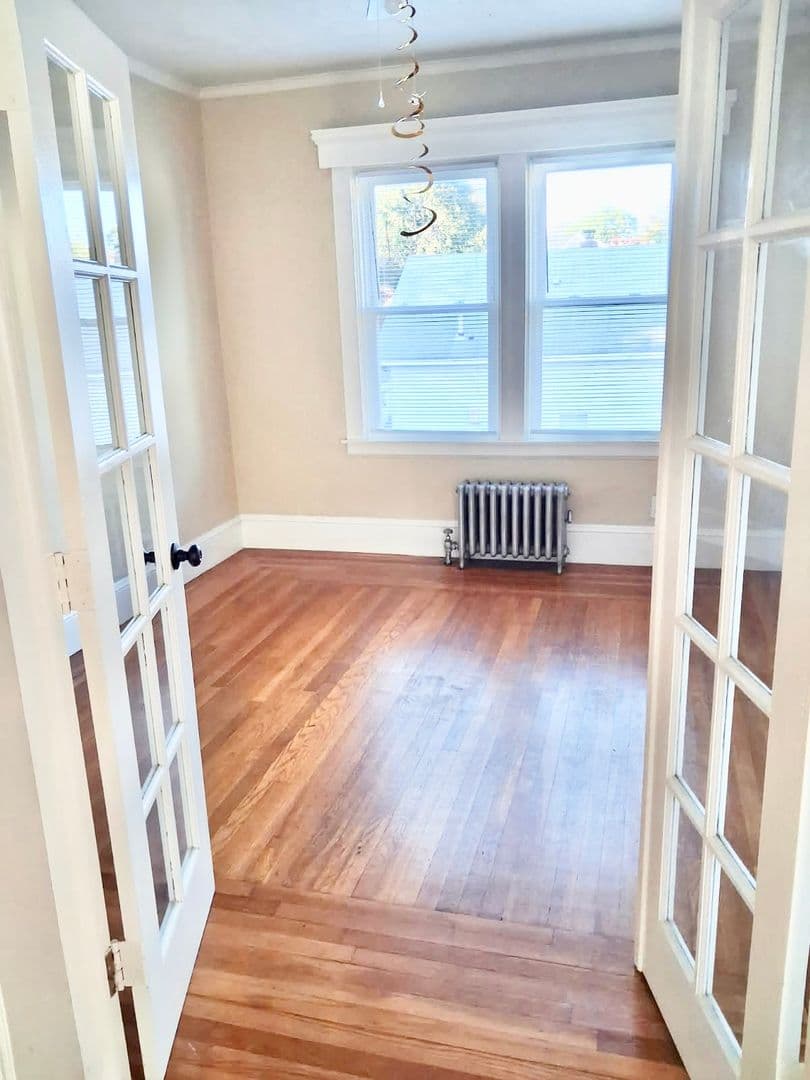 Providence House: 12-14 Enfield Avenue Unit 2