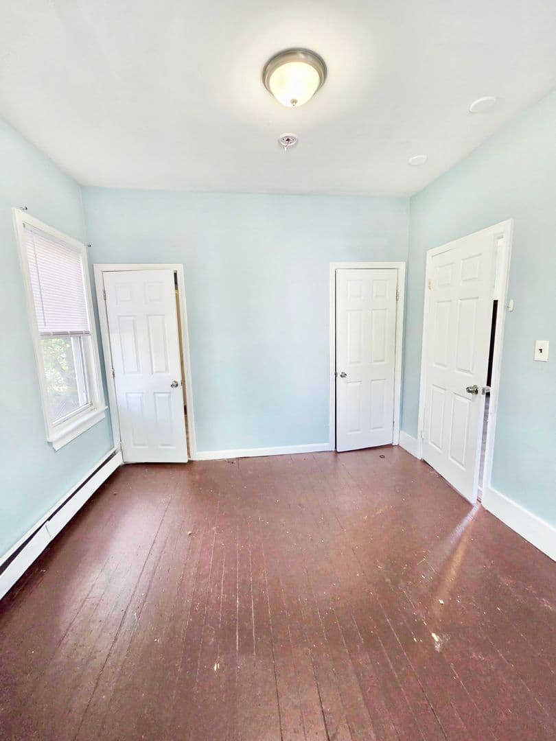 Providence Apartment: 97-99 Alverson Avenue