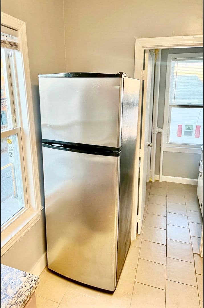 Attleboro Apartment: 19 Mechanic Street