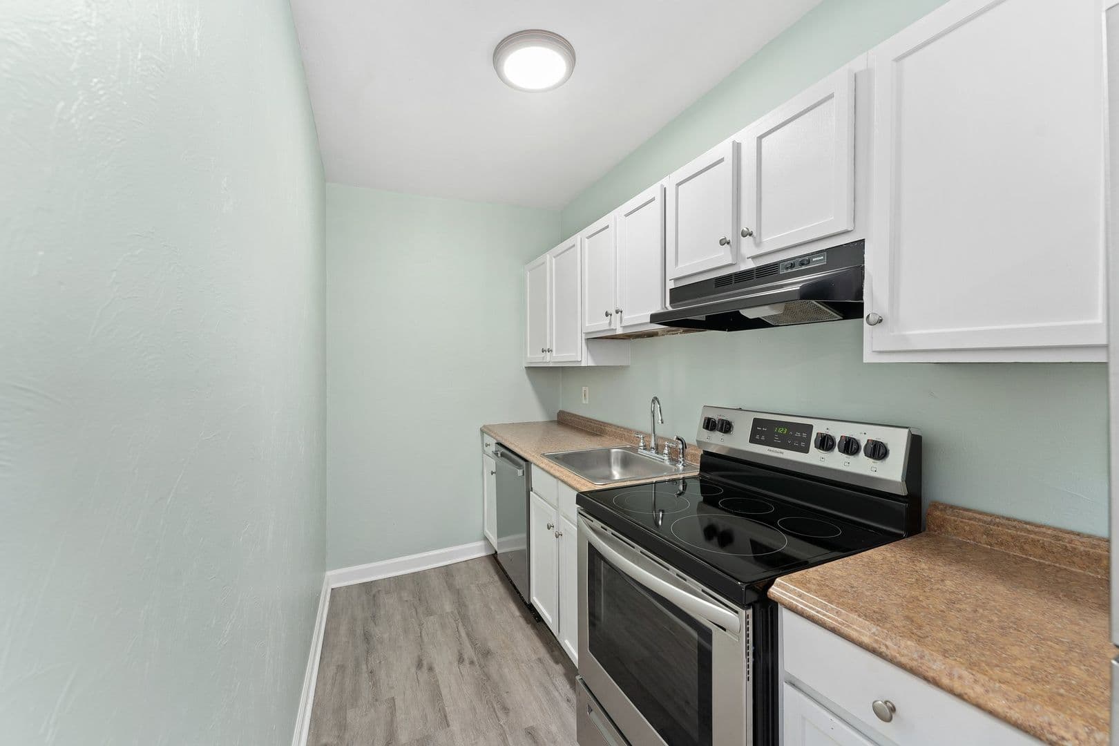 Providence Apartment: 132-134 DePasquale Avenue