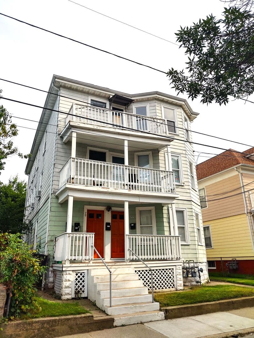 Providence Apartment: 77-79 Vandewater Street