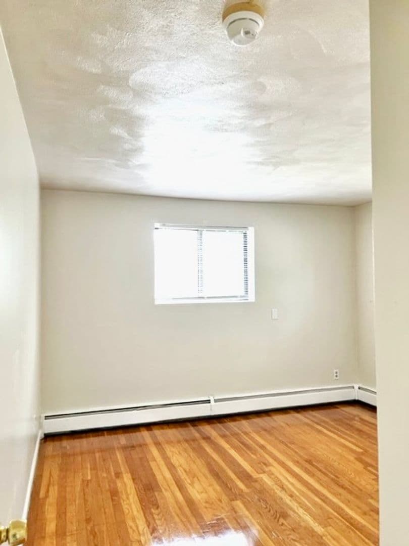 Providence Apartment: 99 Melrose Street
