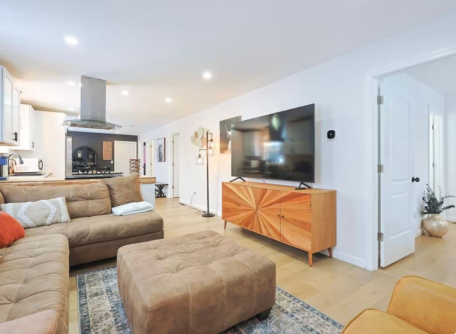 Providence Apartment: 15 Manhattan Street