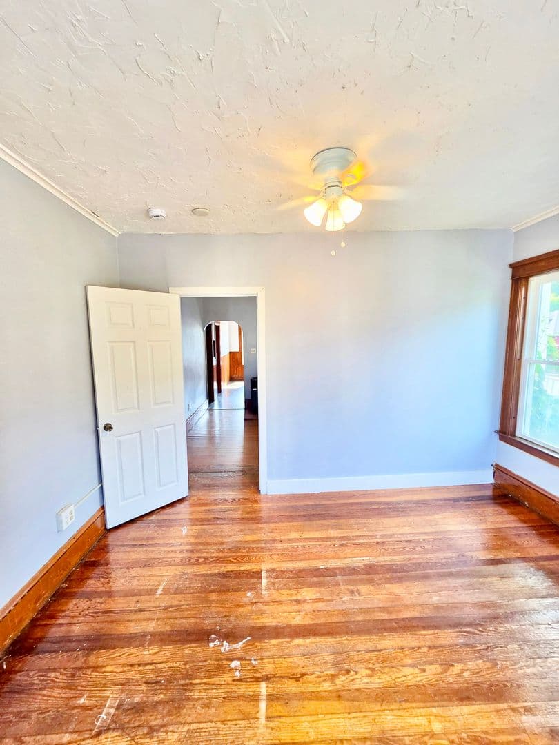 Woonsocket Apartment: 212 Welles Street