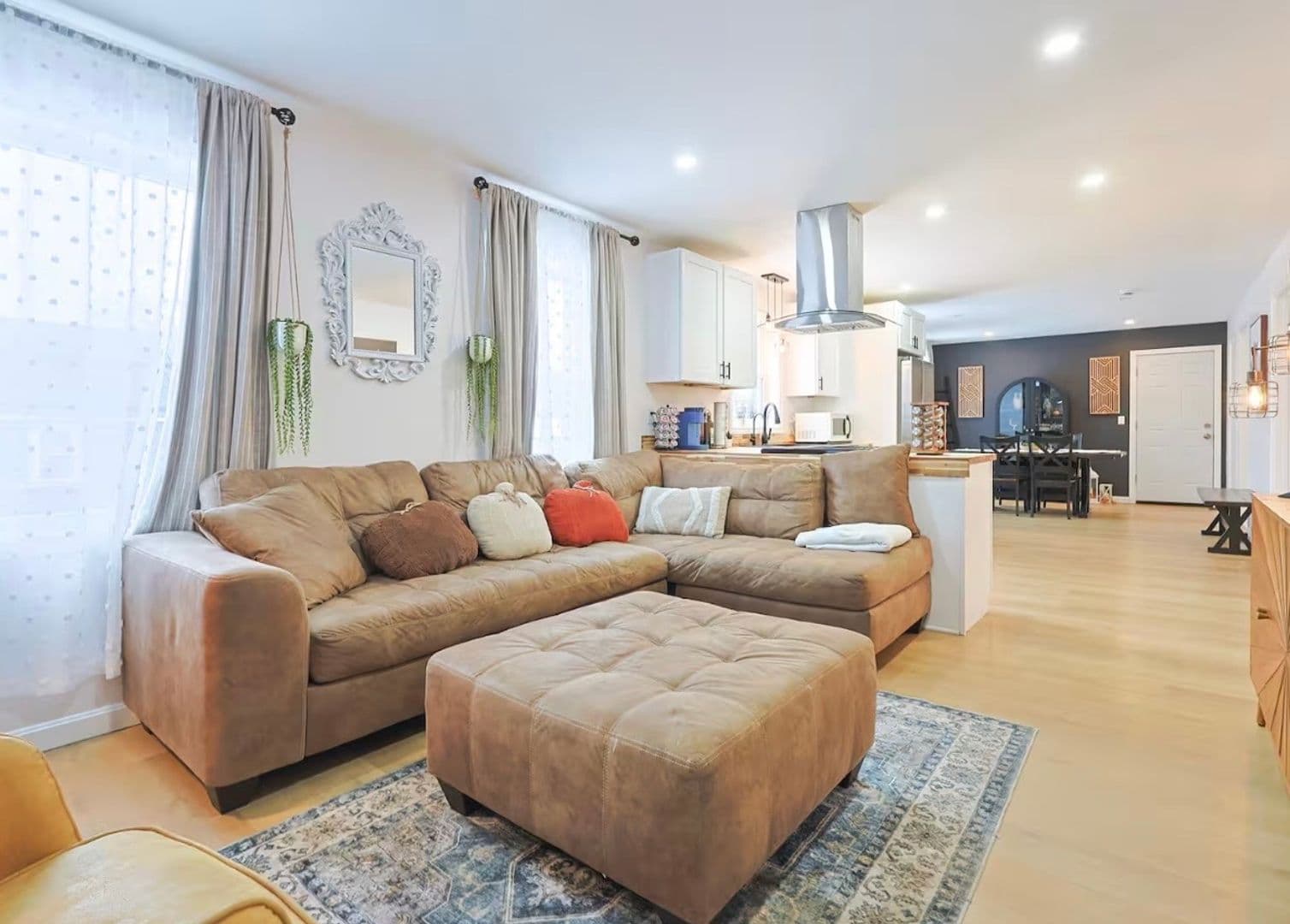 Providence Apartment: 15 Manhattan Street