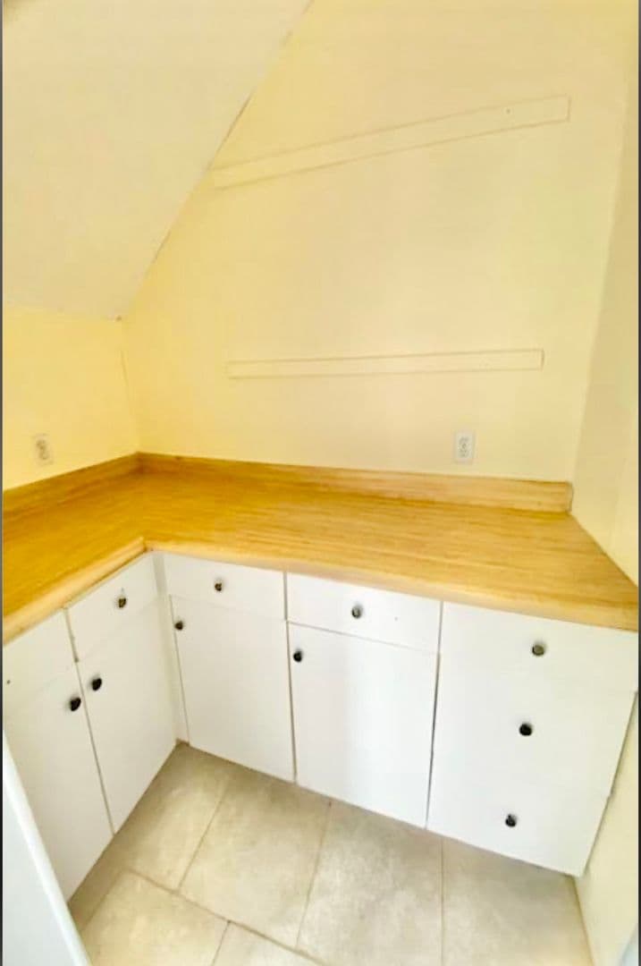 Providence Apartment: 84 Harold Street