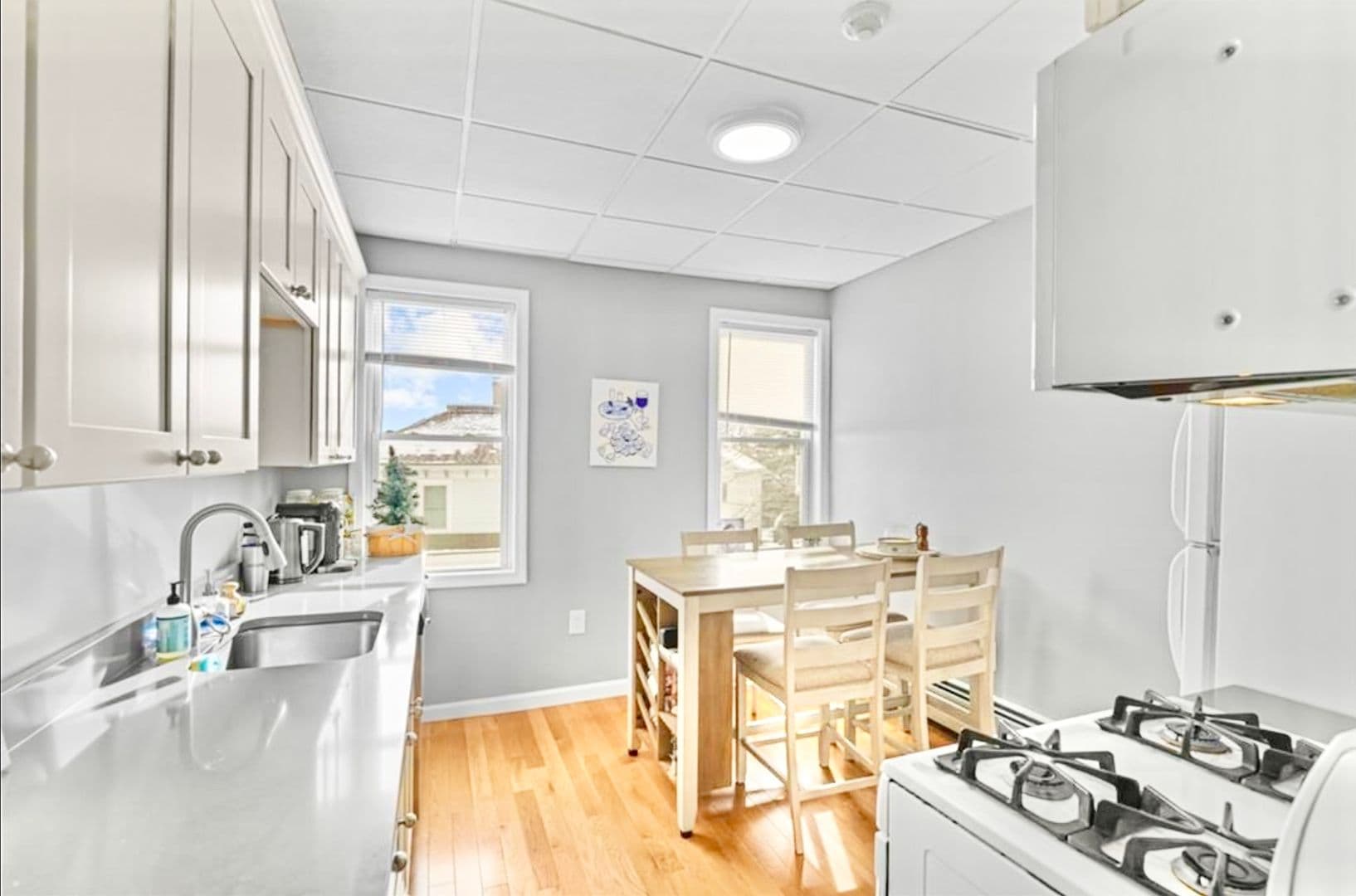 East Greenwich Apartment: 154 Peirce Street