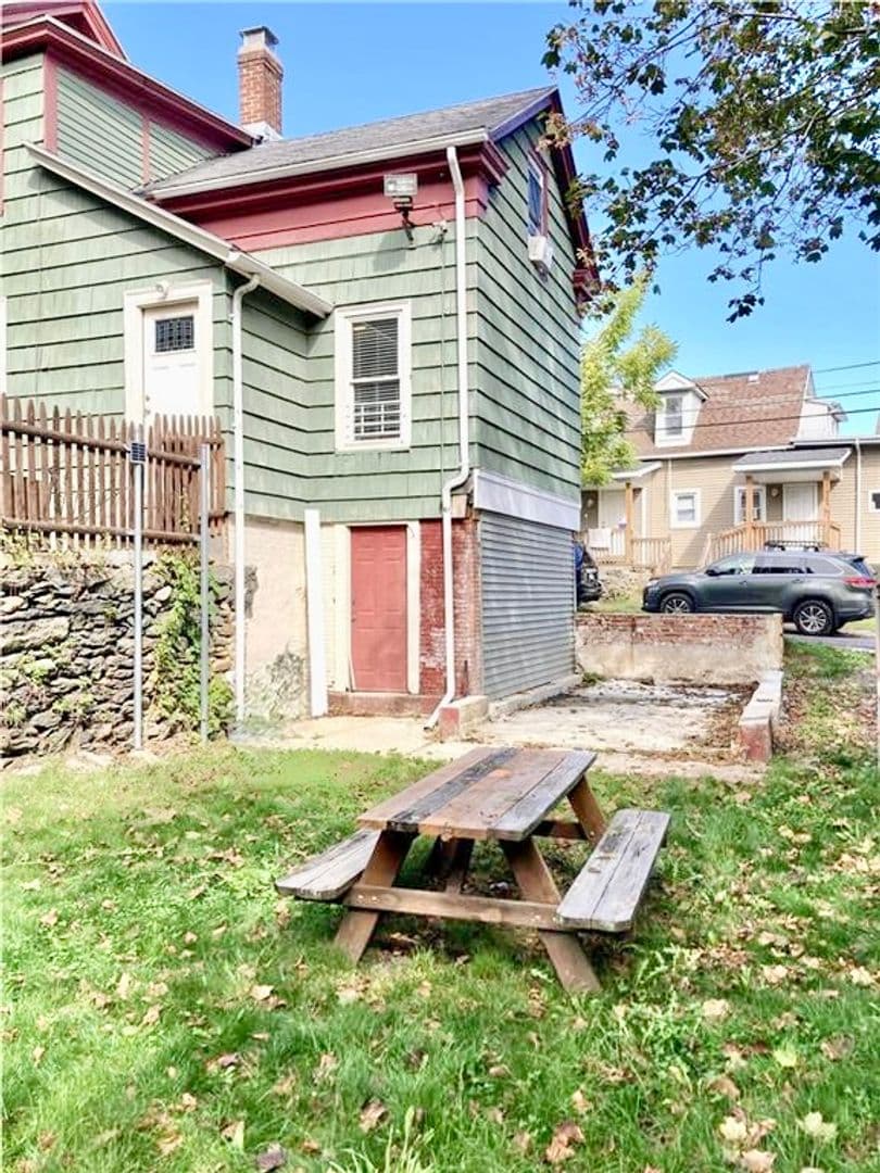Woonsocket Apartment: 437 North Main Street