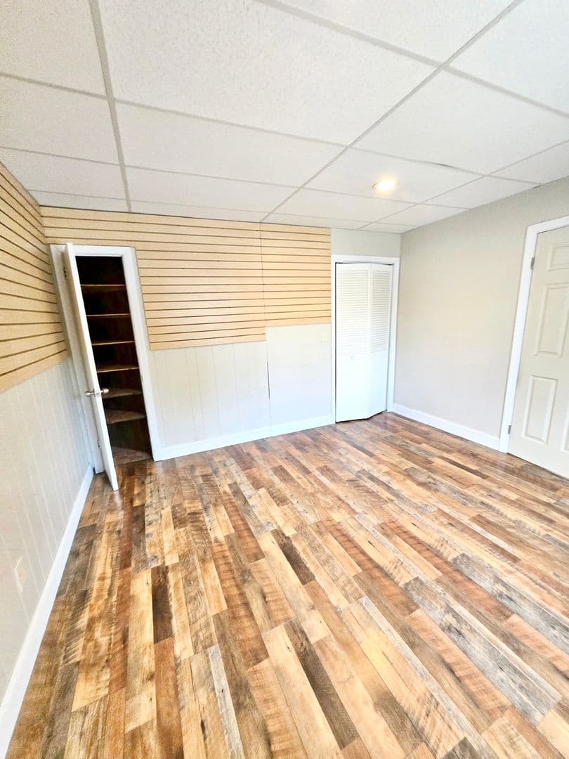 Cranston Apartment: 1340 Cranston Street, 1st Floor Front