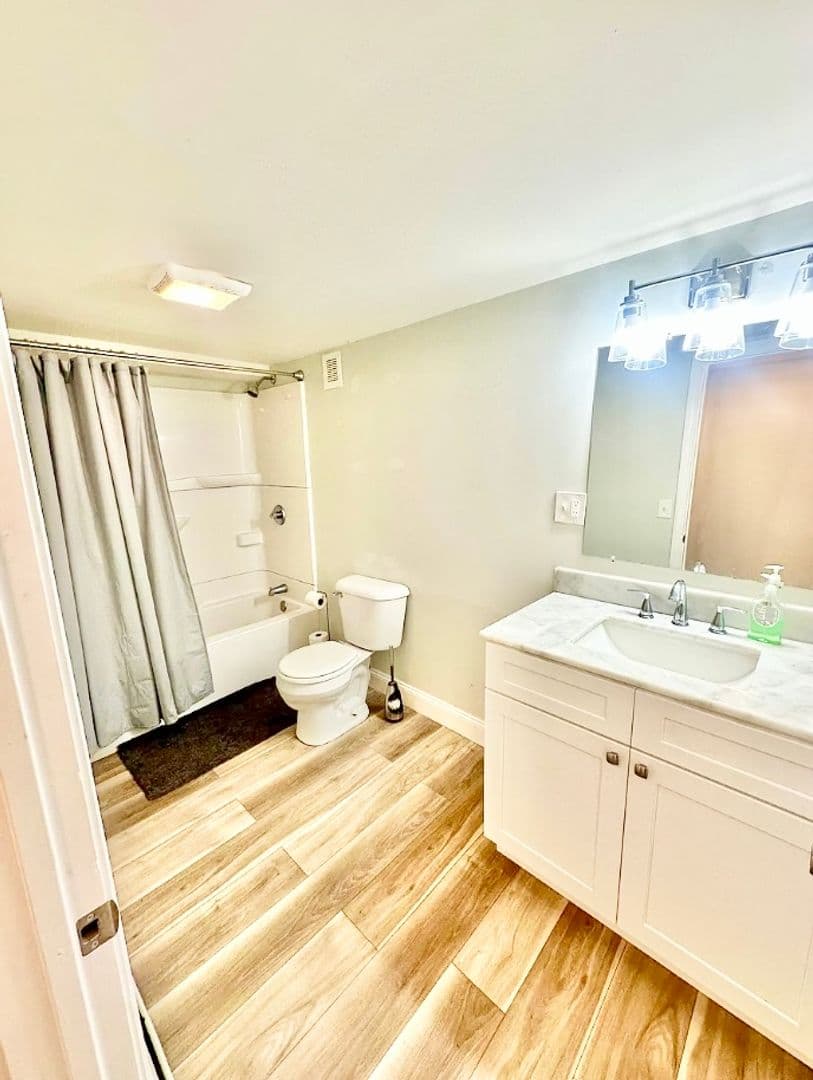 Providence Apartment: 15 Joy Street