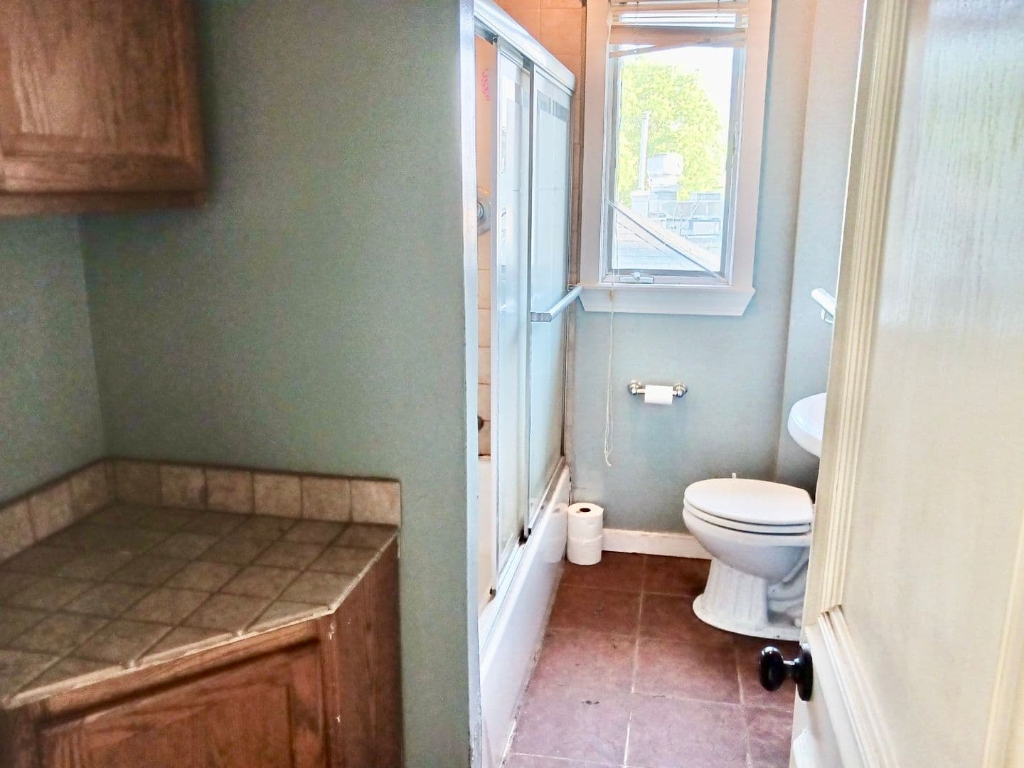 Providence House: 12-14 Enfield Avenue Unit 2