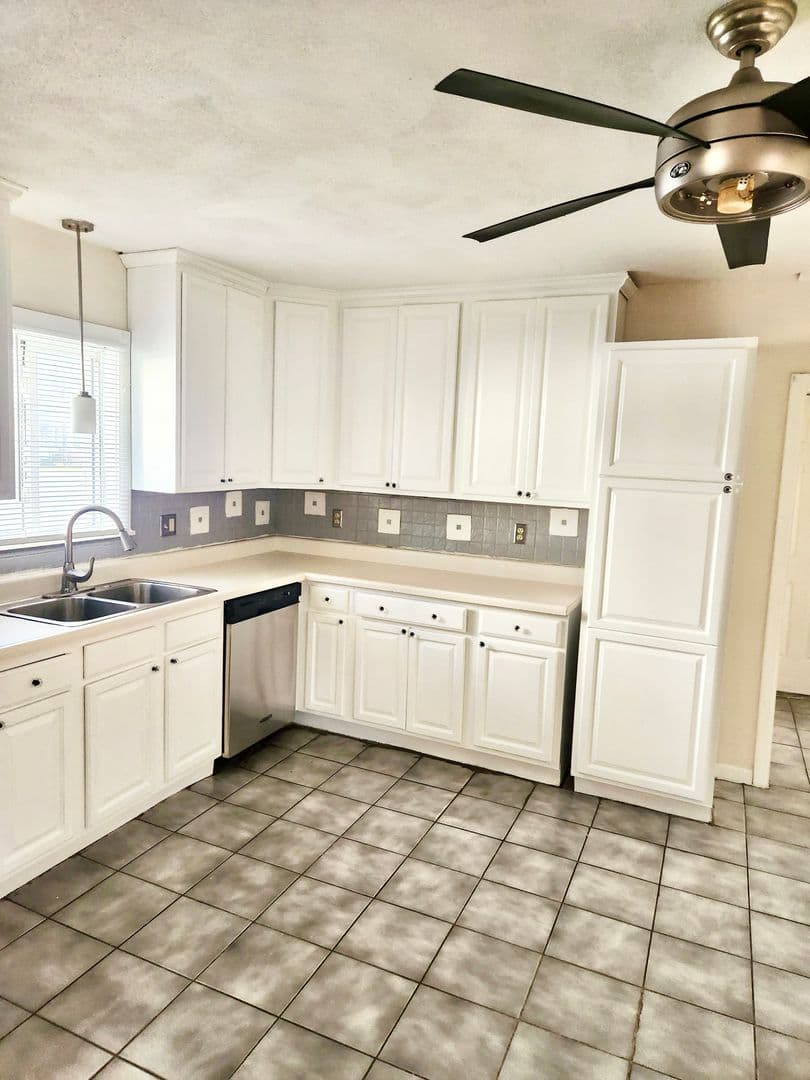 Lincoln Apartment: 44-46 Grove Street