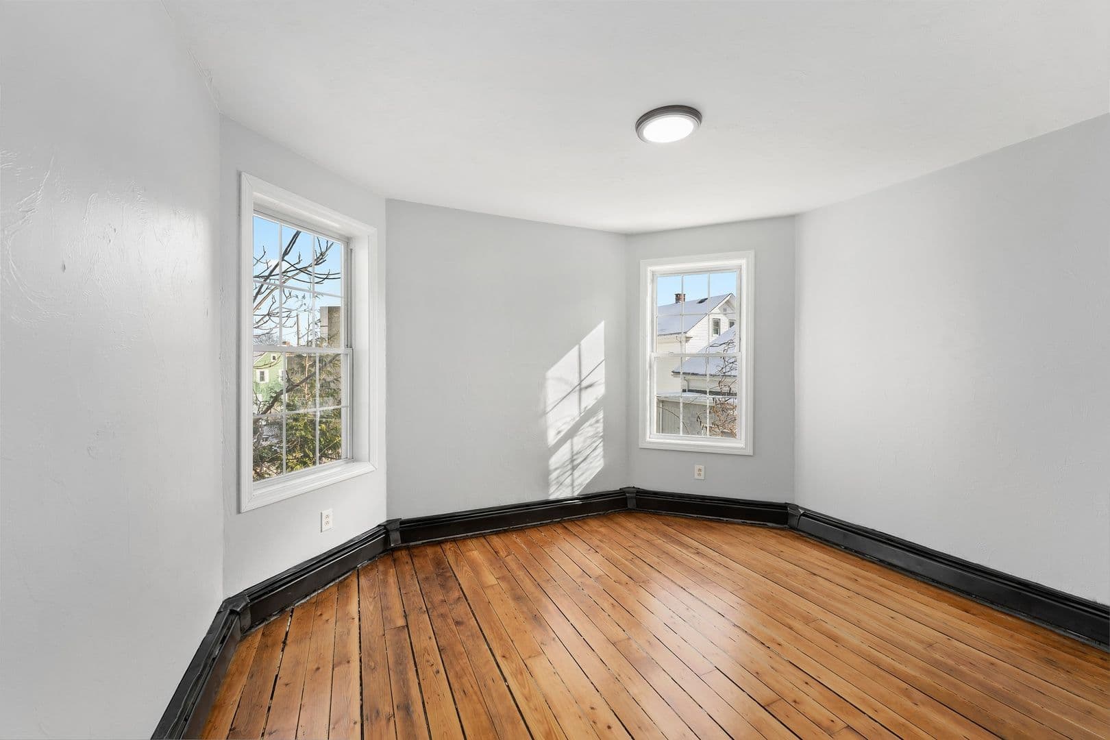 Providence Apartment: 132-134 DePasquale Avenue