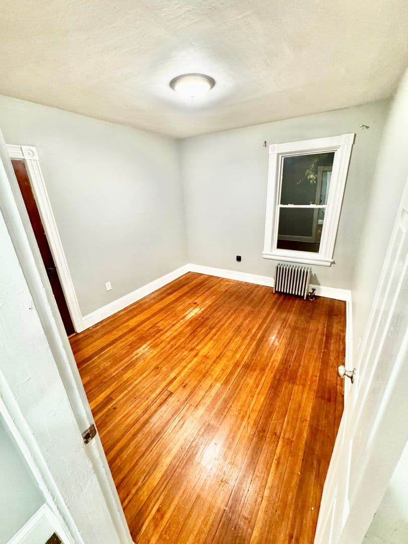 Providence Apartment: 77-79 Vandewater Street
