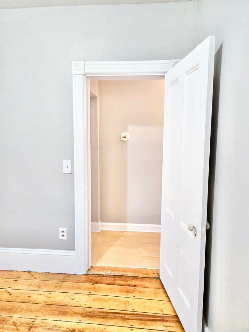 Pawtucket Apartment: 90-92 Boutwell Street