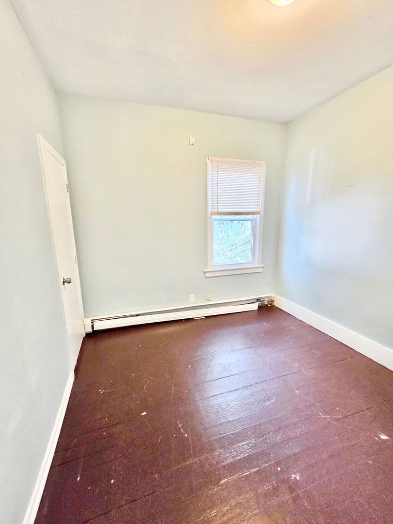Providence Apartment: 97-99 Alverson Avenue