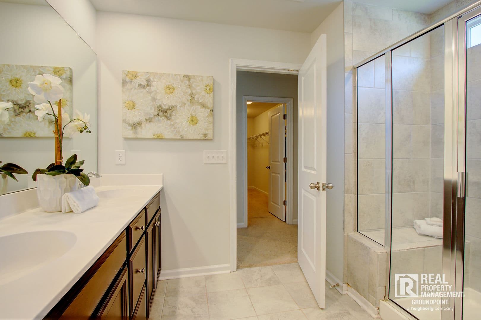Ladson House: 9978 Winged Elm St