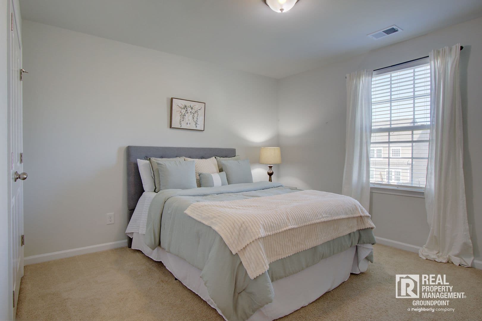 Ladson House: 9978 Winged Elm St