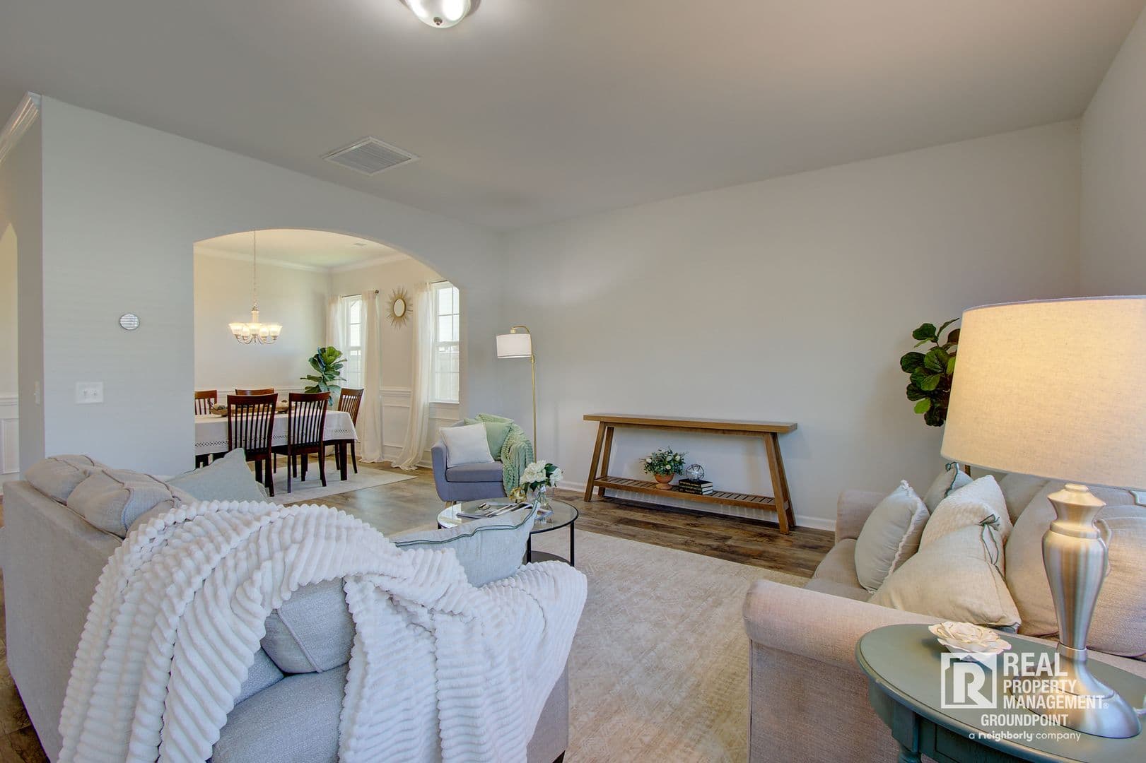Ladson House: 9978 Winged Elm St
