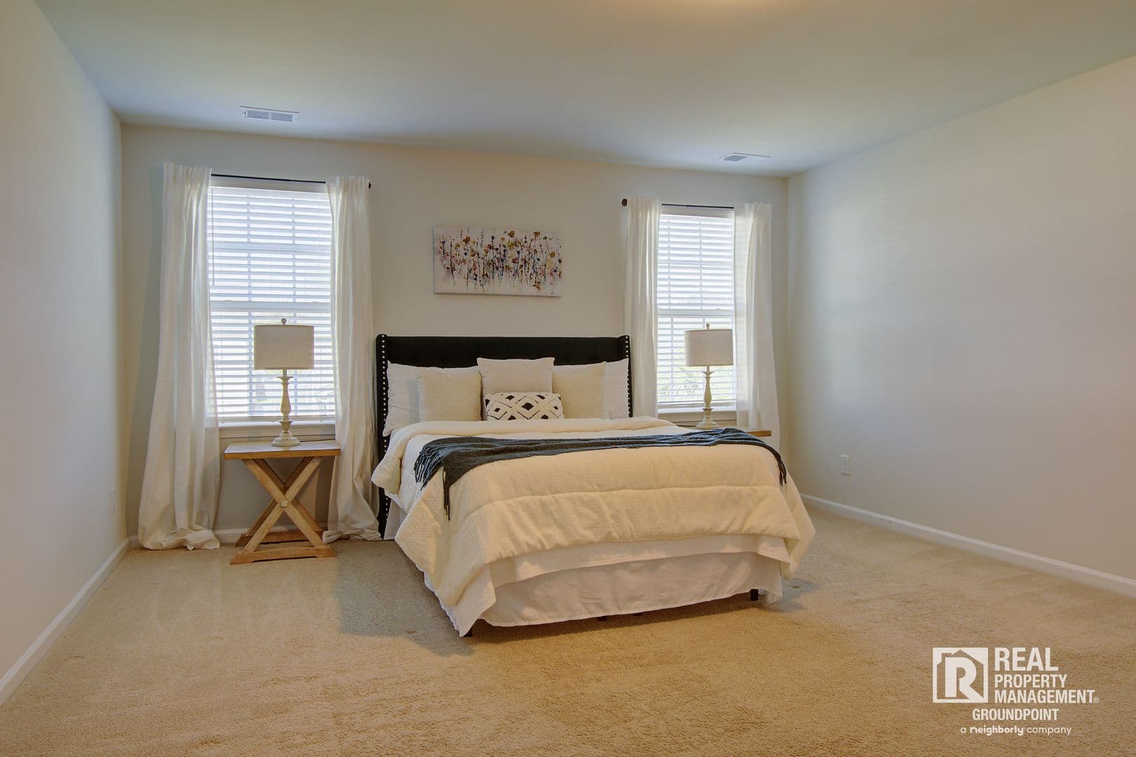 Ladson House: 9978 Winged Elm St