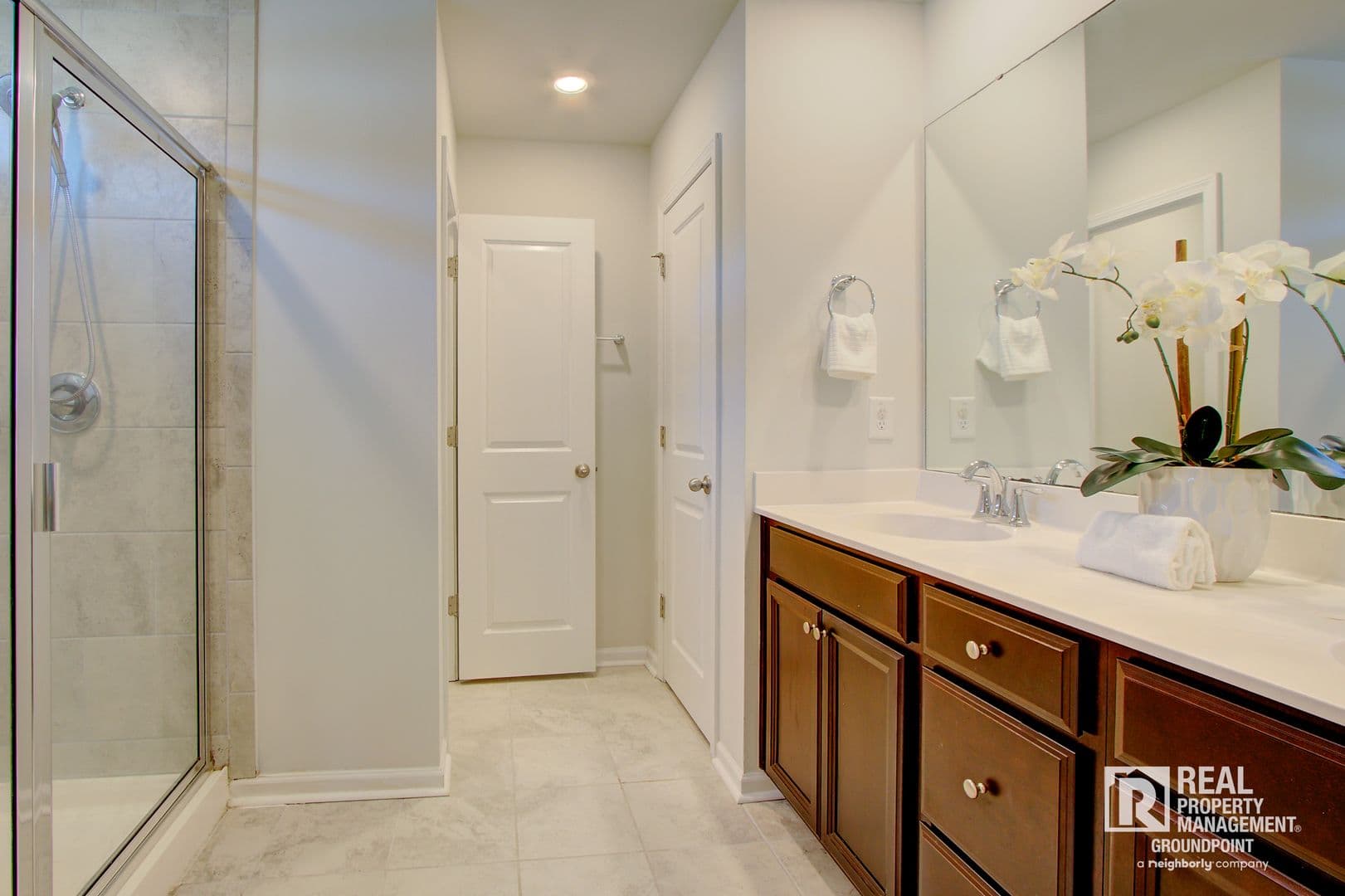 Ladson House: 9978 Winged Elm St
