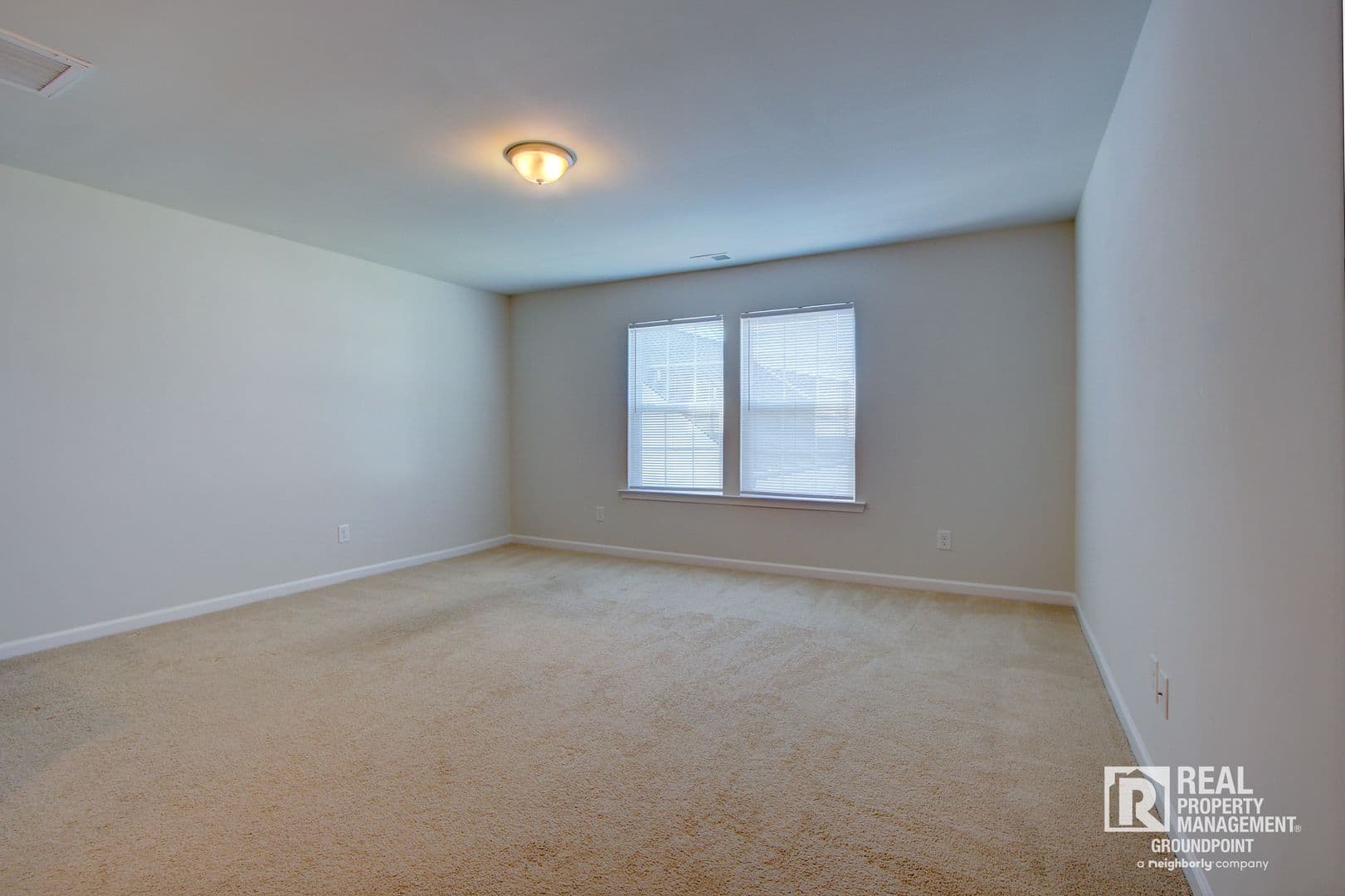 Ladson House: 9978 Winged Elm St