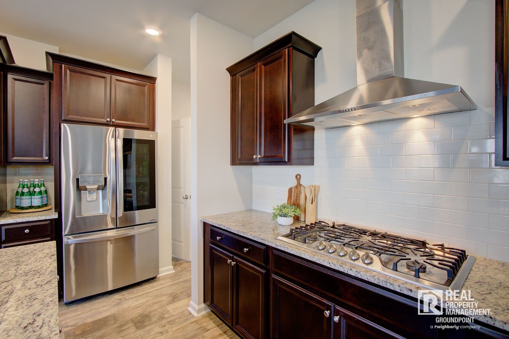 Ladson House: 9978 Winged Elm St