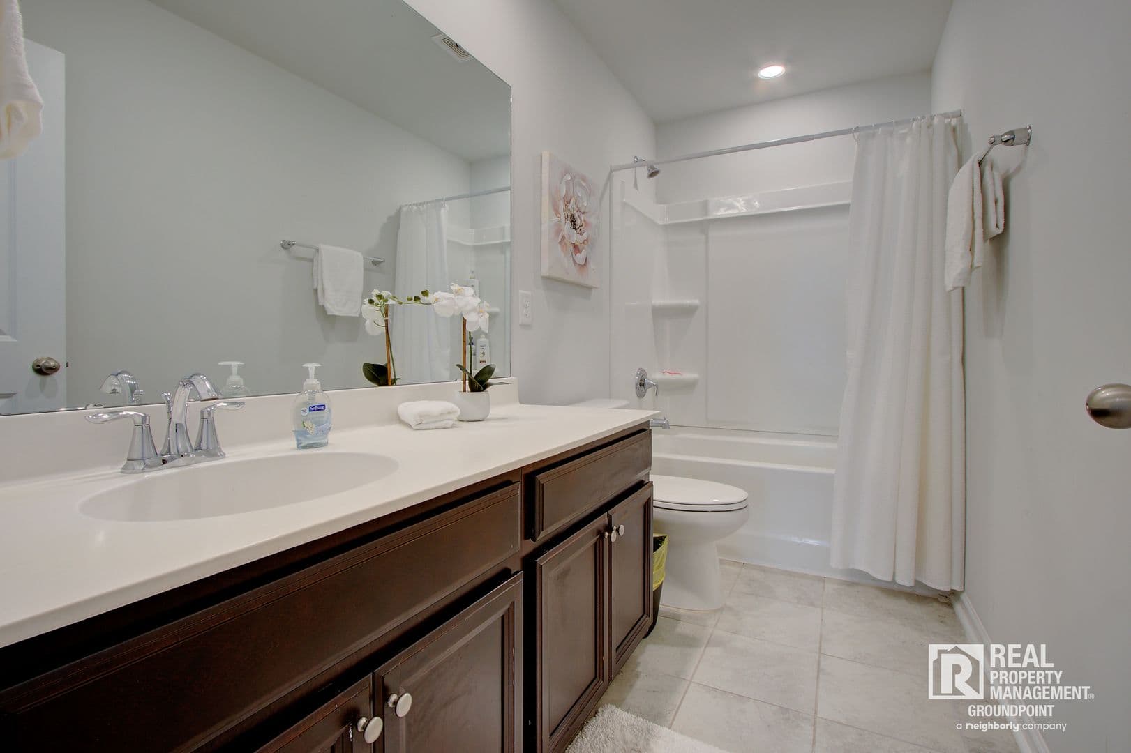 Ladson House: 9978 Winged Elm St