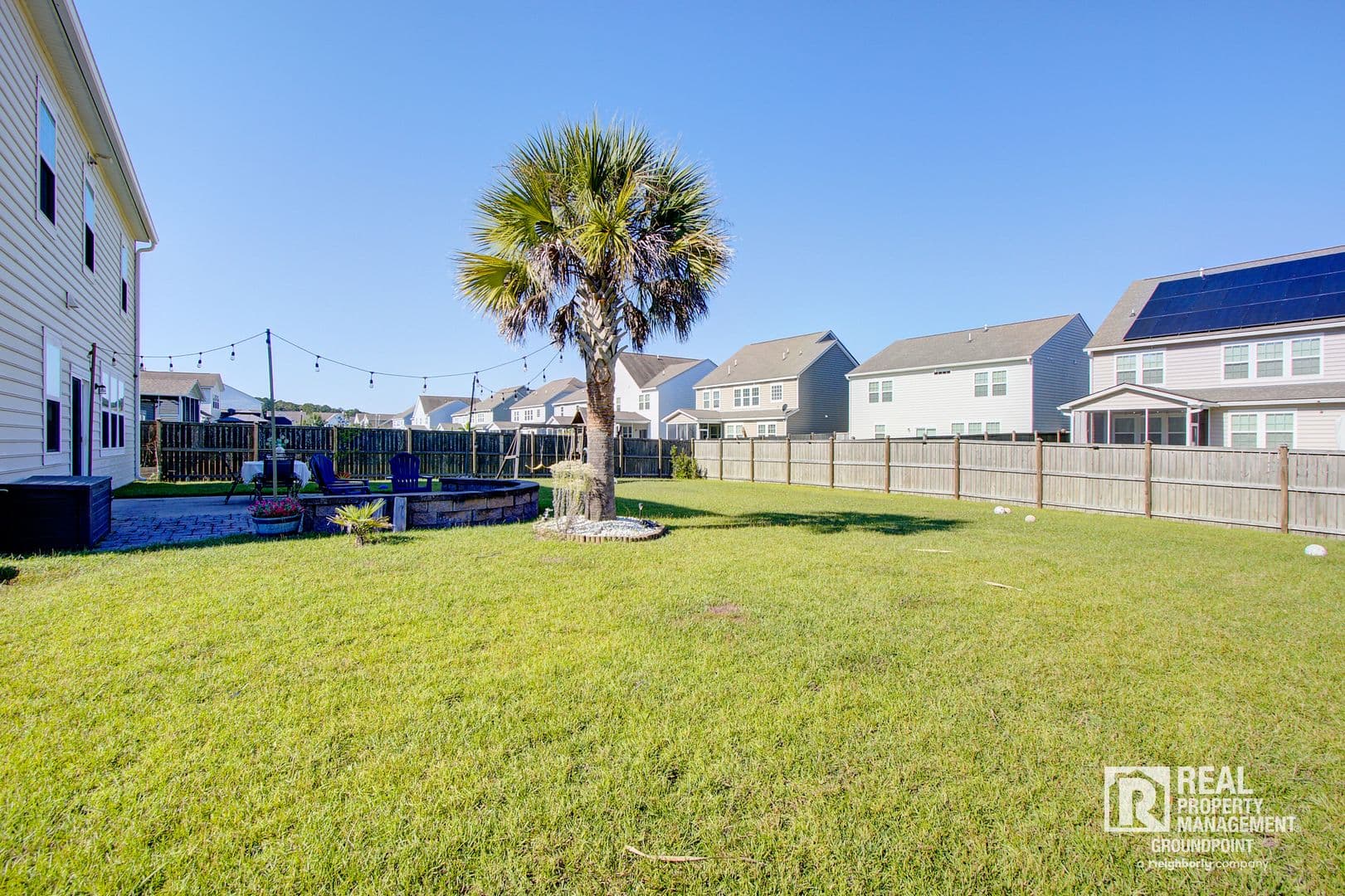 Ladson House: 9978 Winged Elm St
