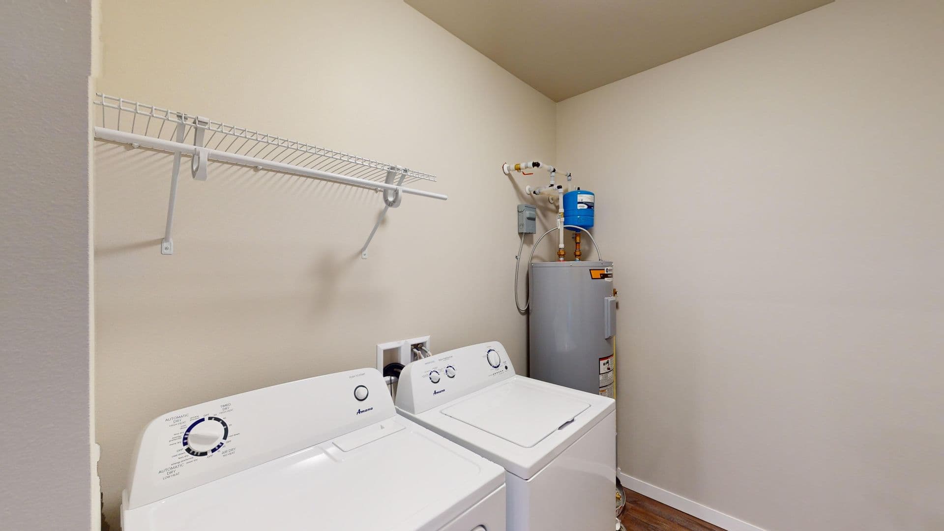 Sioux Falls Apartment: 4200 N Marion Road