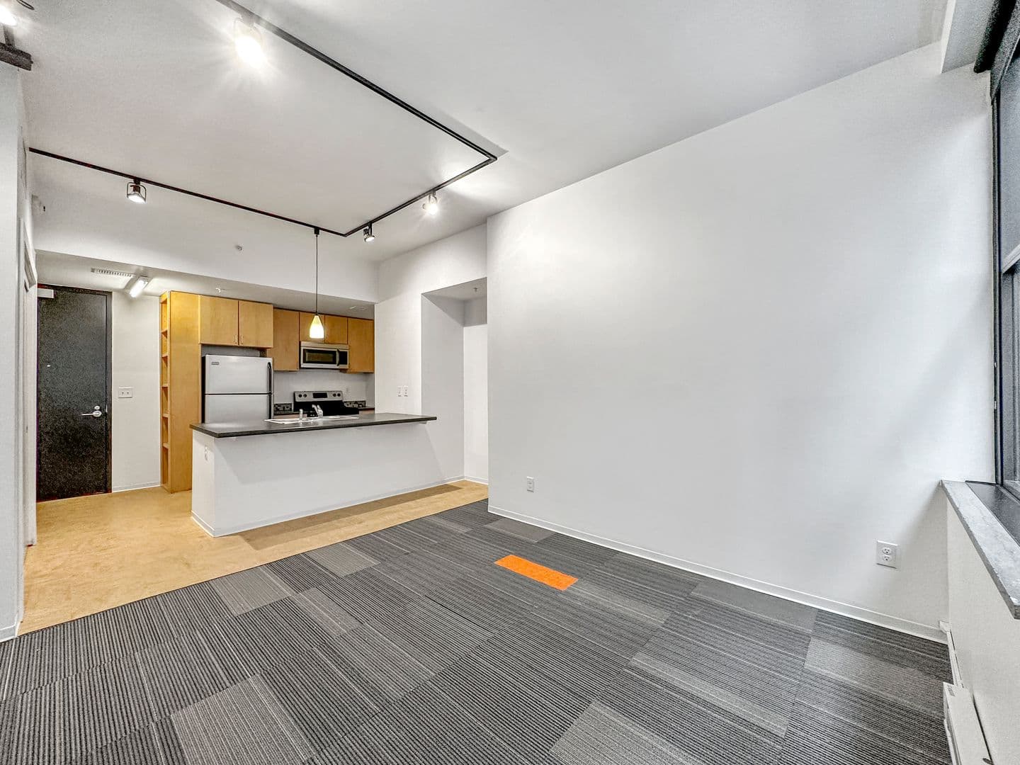 Des Moines Apartment: 405 6th Avenue