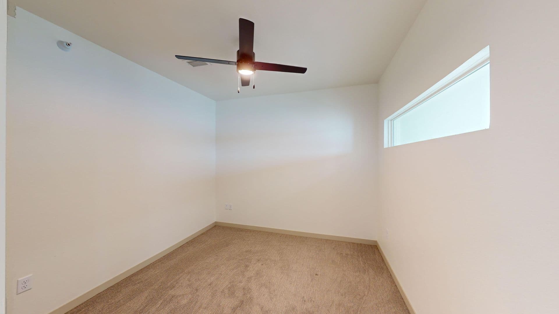 Sioux Falls Apartment: 2301 S Lorraine Pl