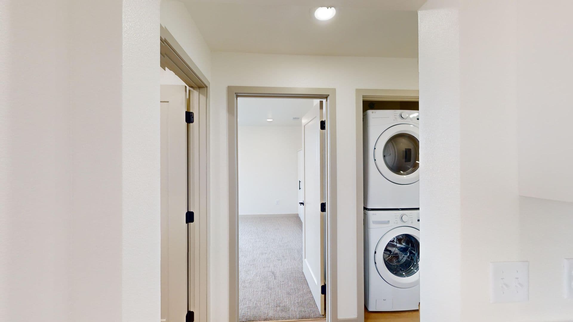 Sioux Falls Apartment: 3100 E Autumn Blaze Street