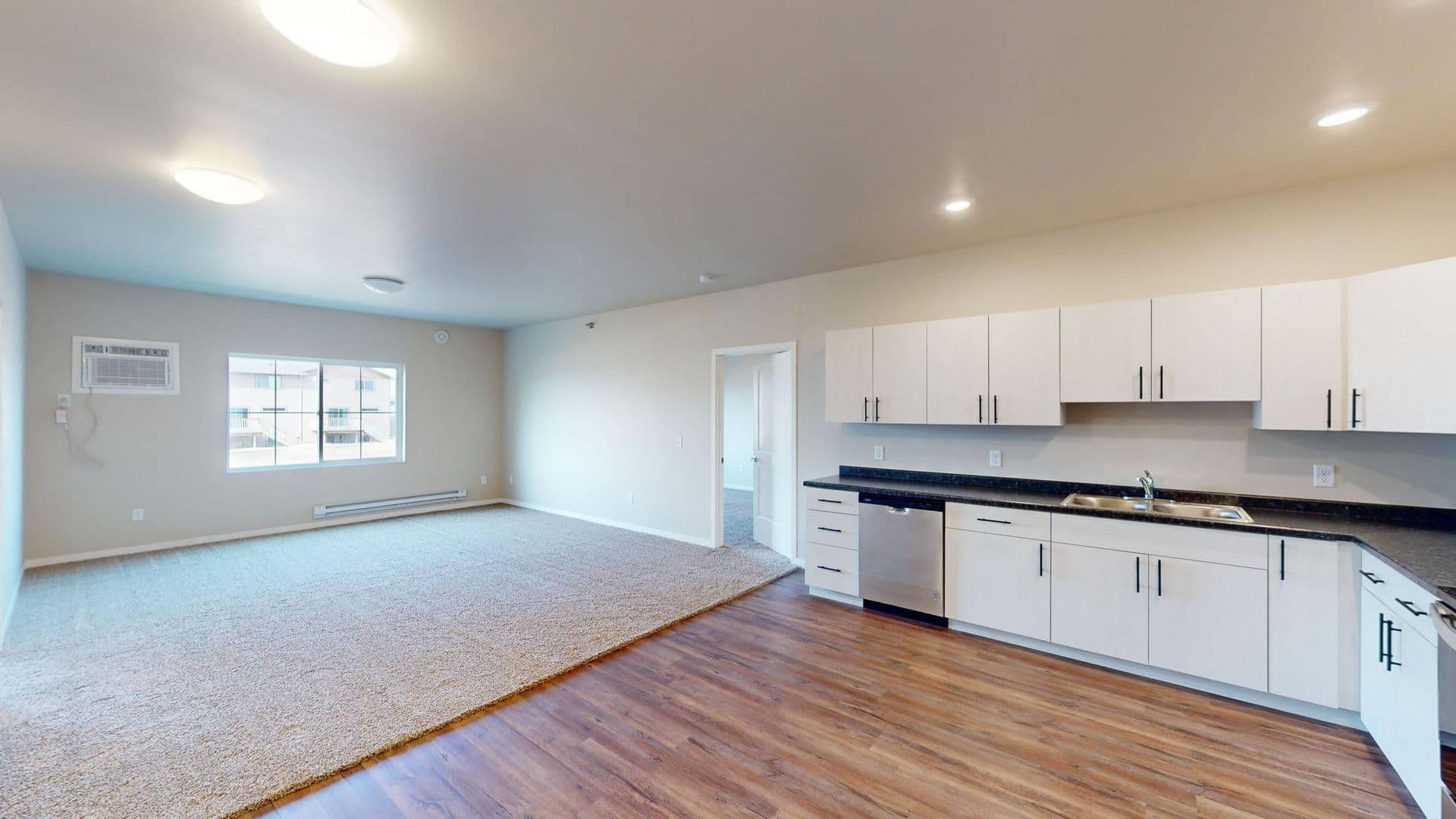 Sioux Falls Apartment: 4200 N Marion Road