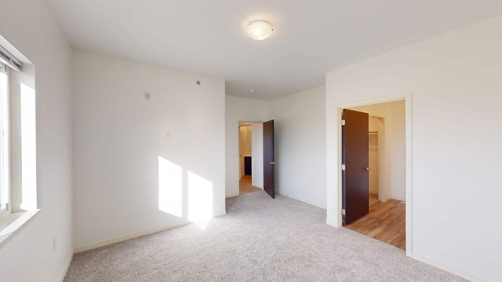 Sioux Falls Apartment: 7950 S. Bergamot Ave