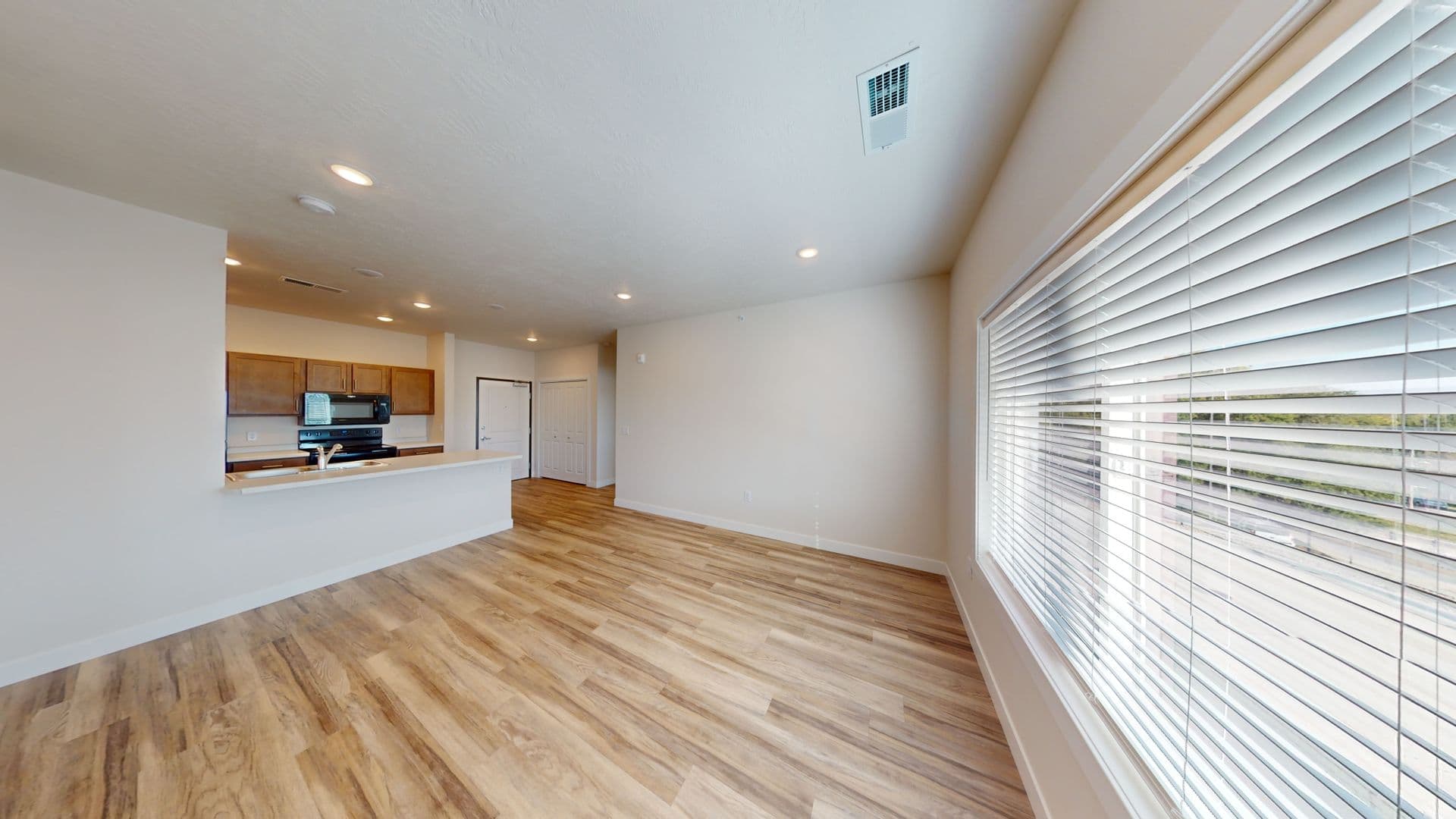 Sioux City Apartment: 1720 Morningside Ave