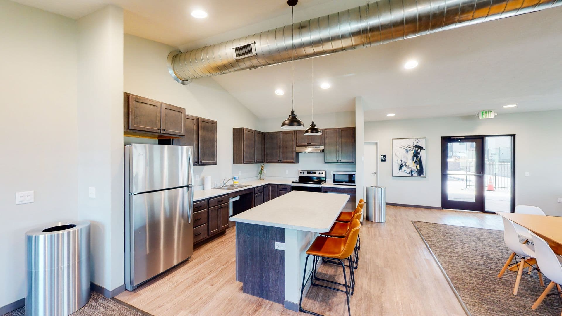 Sioux City Apartment: 5800 Sunnybrook Plaza