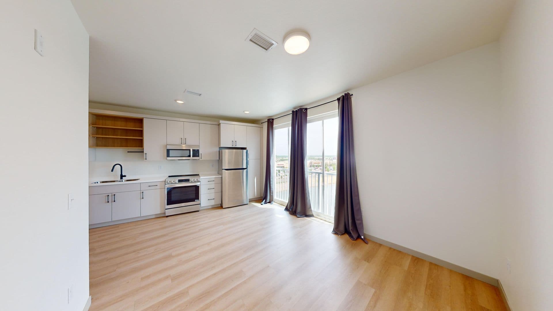 Sioux Falls Apartment: 2301 S Lorraine Pl