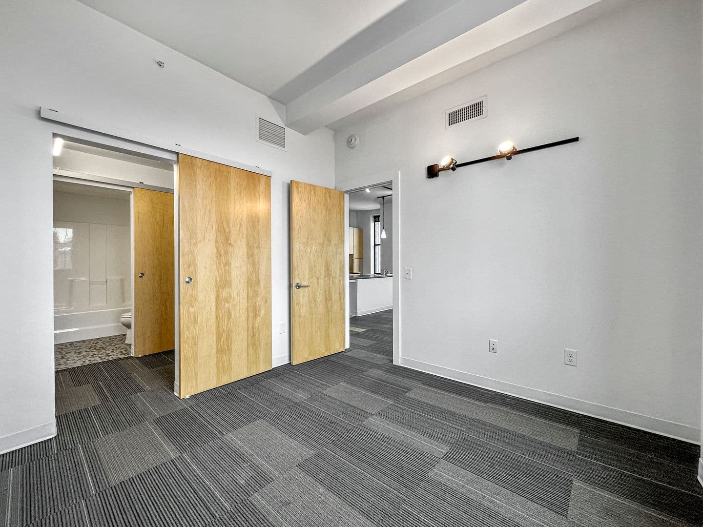 Des Moines Apartment: 405 6th Avenue