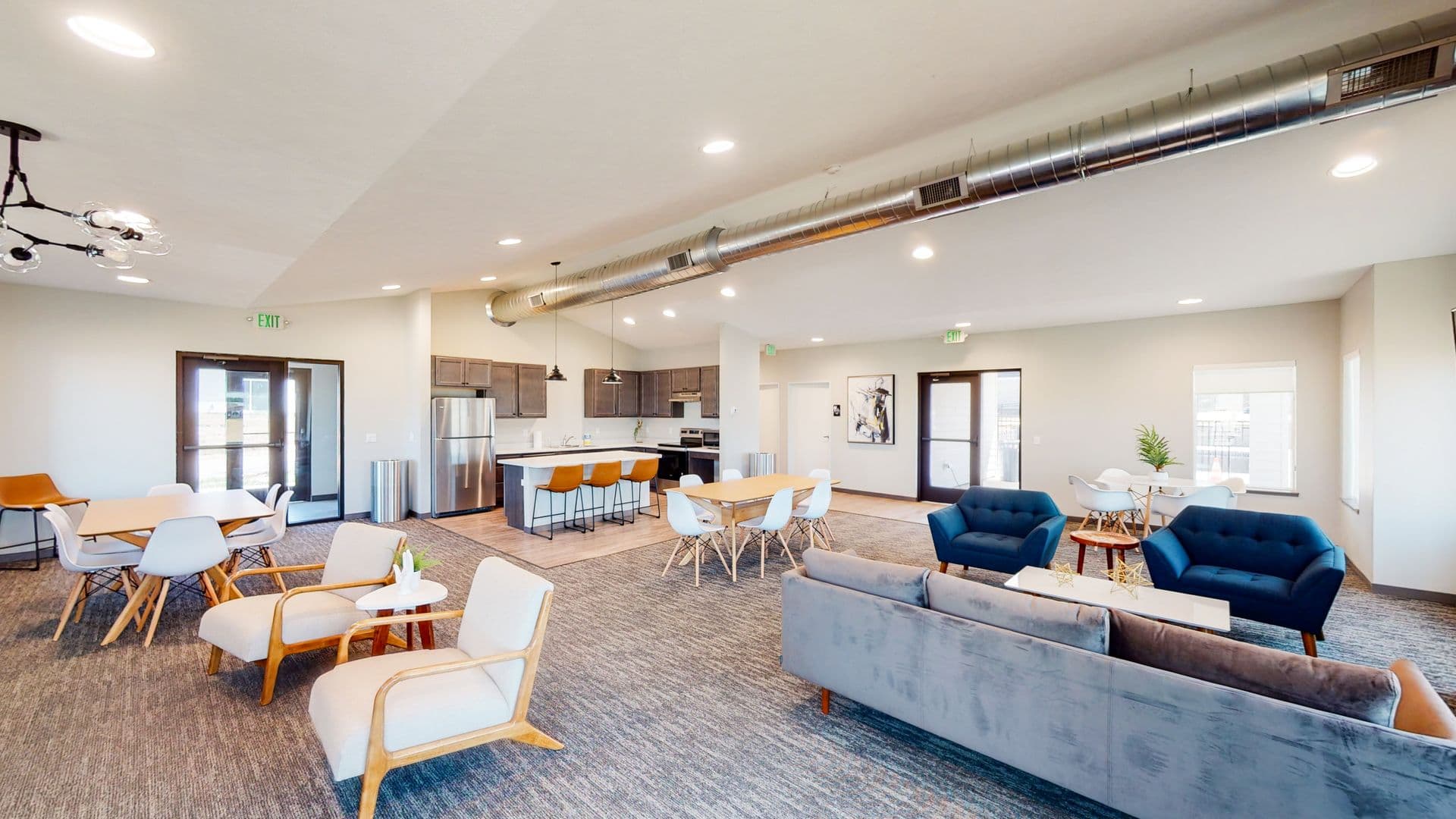 Sioux City Apartment: 5800 Sunnybrook Plaza