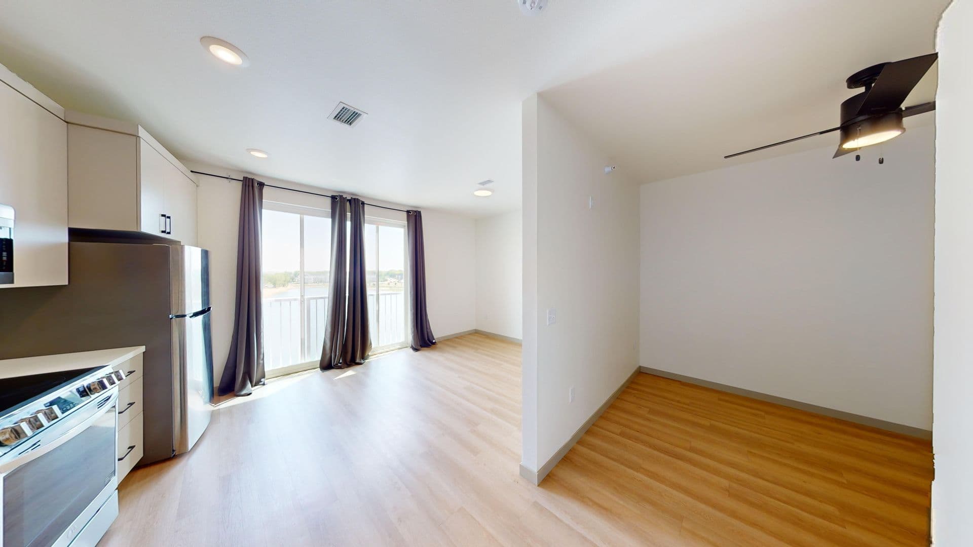 Sioux Falls Apartment: 2301 S Lorraine Pl