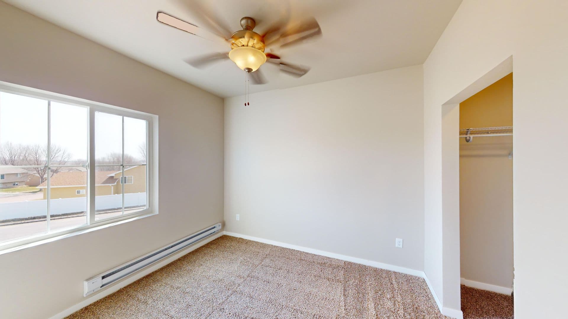 Sioux Falls Apartment: 4200 N Marion Road