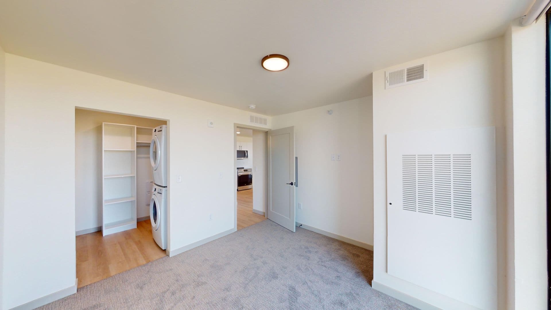 Sioux Falls Apartment: 1117 N. Career Avenue